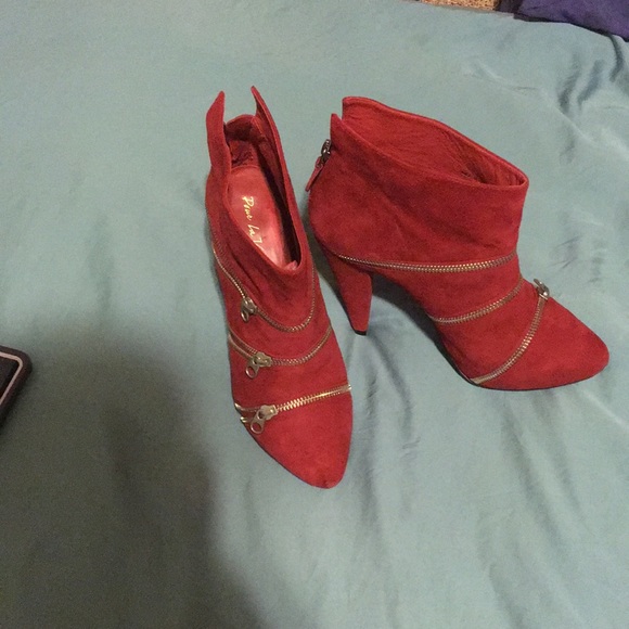 Pour La Victoire Red Zipper heel bootie Christmas dress Red Size 8 - Picture 6 of 6